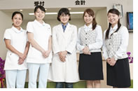 まみ院長とスタッフ